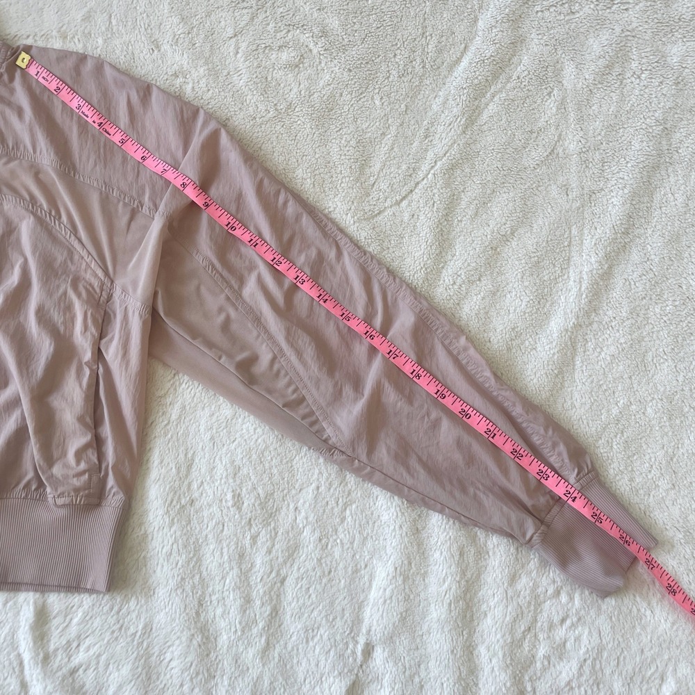 Lululemon Serve It Jacket Cropped Mesh Training Bomber Muse Pink Size 2 - Picture 7 of 10
